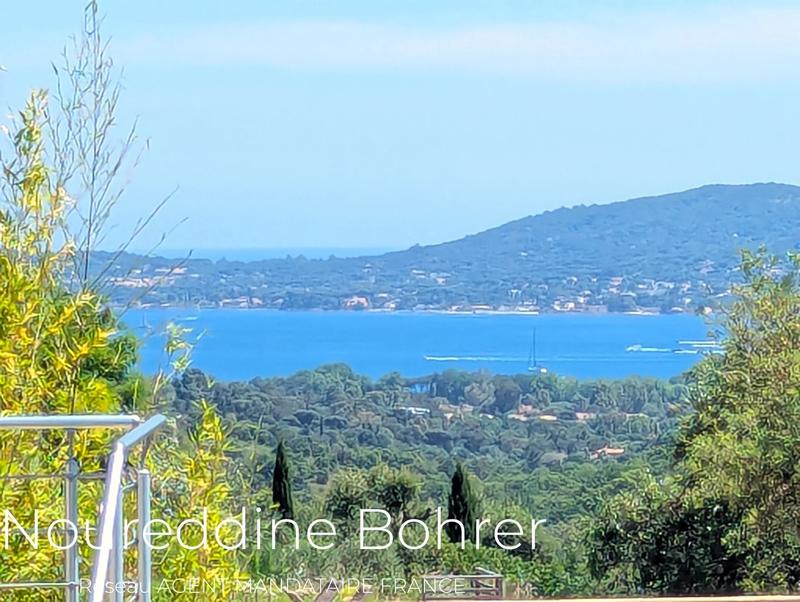 Villa - 260 m² - 7 pièces