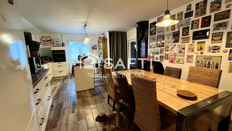 Maison - 152 m² - 6 pièces