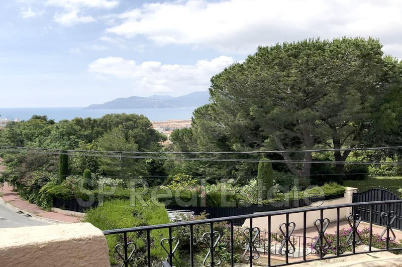 Villa - 145 m² - 5 pièces
