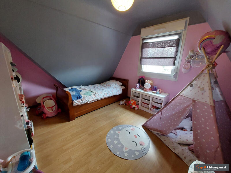 Maison - 144 m² - 7 pièces