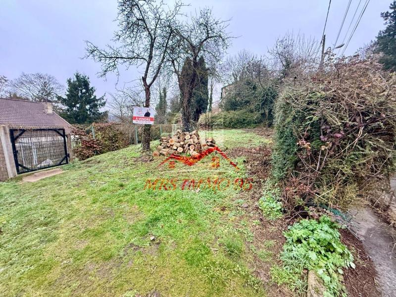 Terrain constructible - 372 m²