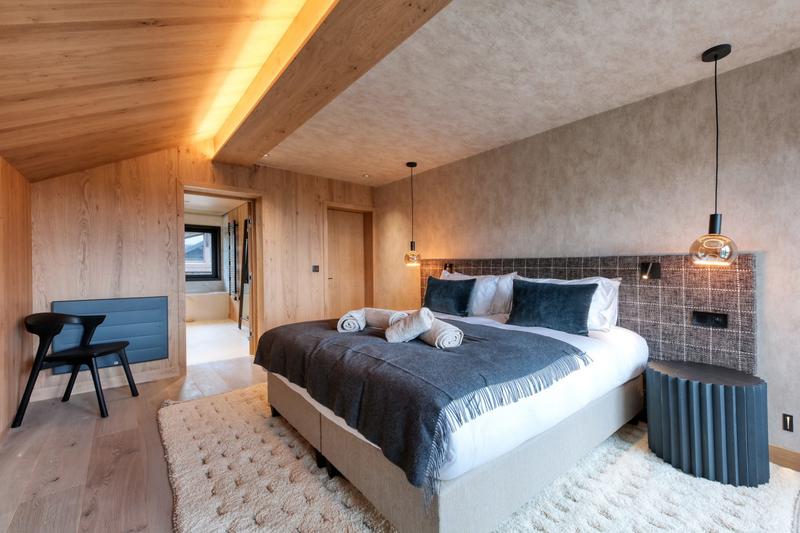 Châlet - 450 m² - 9 pièces