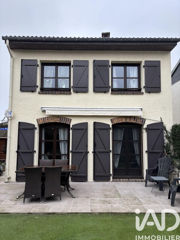 Maison - 105 m² - 5 pièces