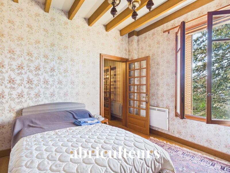 Immeuble - 159 m² - 7 pièces