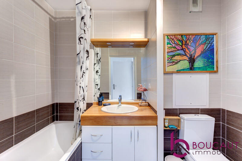 Appartement - 81 m² - 4 pièces