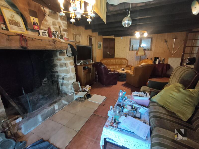 Maison - 97 m² - 8 pièces