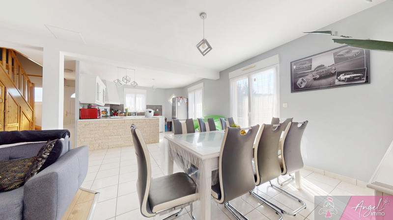 Maison - 132 m² - 6 pièces