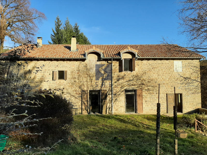 Maison - 369 m² - 12 pièces