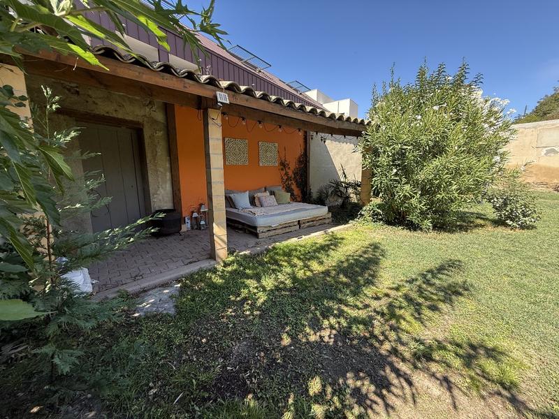 Maison - 180 m² - 8 pièces