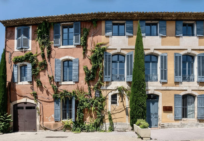 Maison - 450 m² - 12 pièces