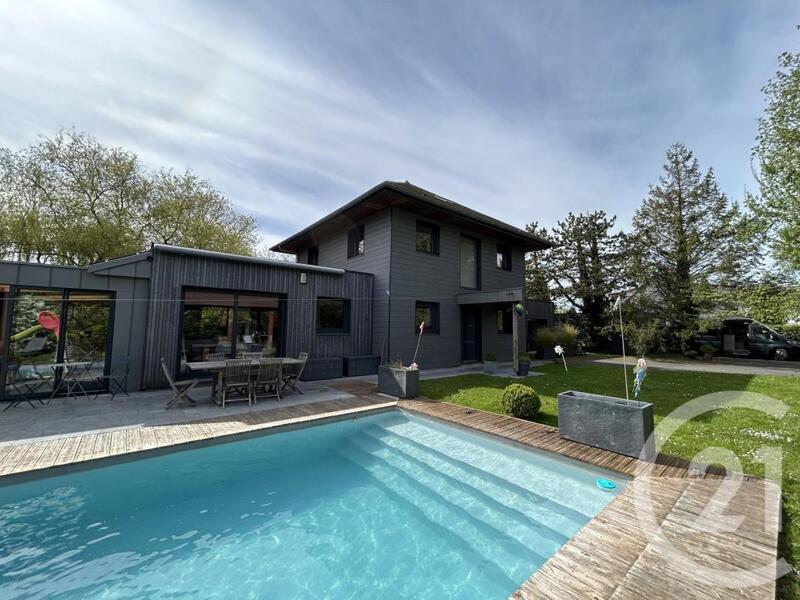 Villa - 176 m² - 7 pièces