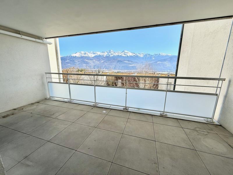 Appartement - 82 m² - 3 pièces