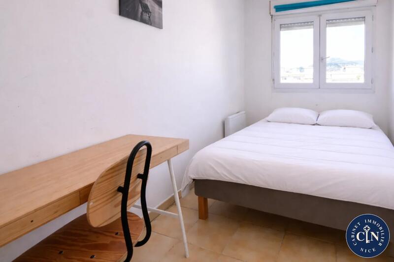 Appartement - 92 m² - 5 pièces