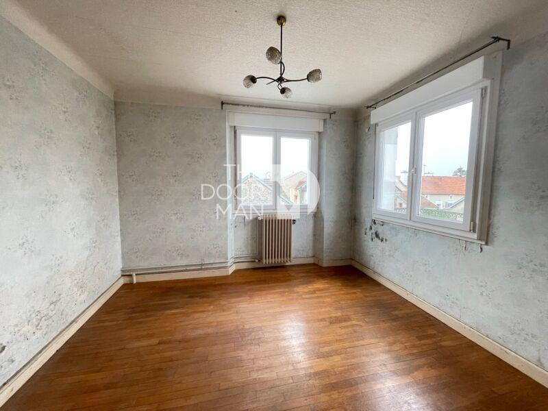 Maison - 170 m² - 8 pièces