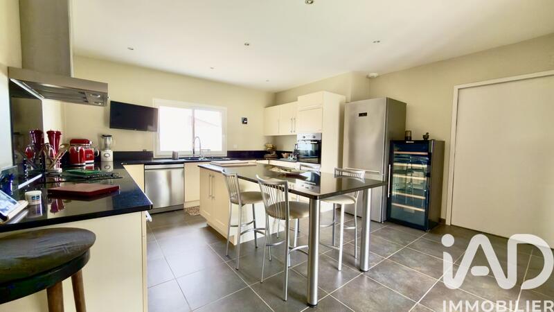 Maison - 130 m² - 4 pièces