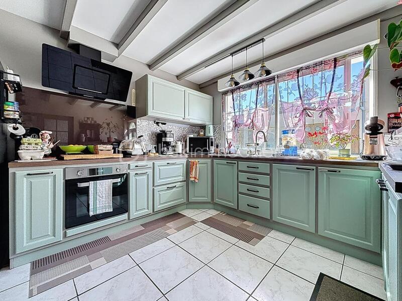 Maison en pierre - 143 m² - 6 pièces