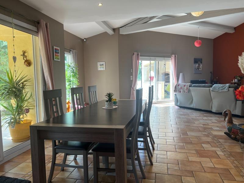 Maison - 136 m² - 4 pièces