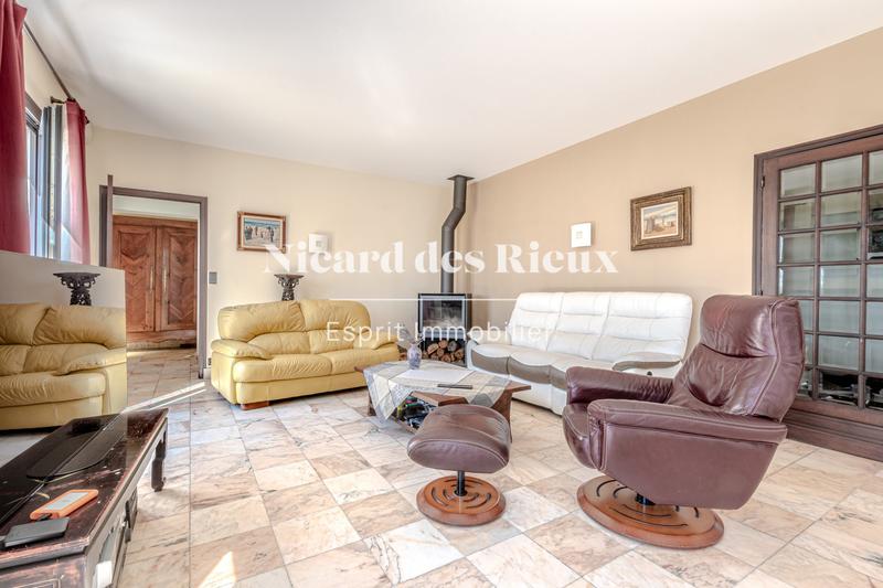 Maison - 260 m² - 7 pièces