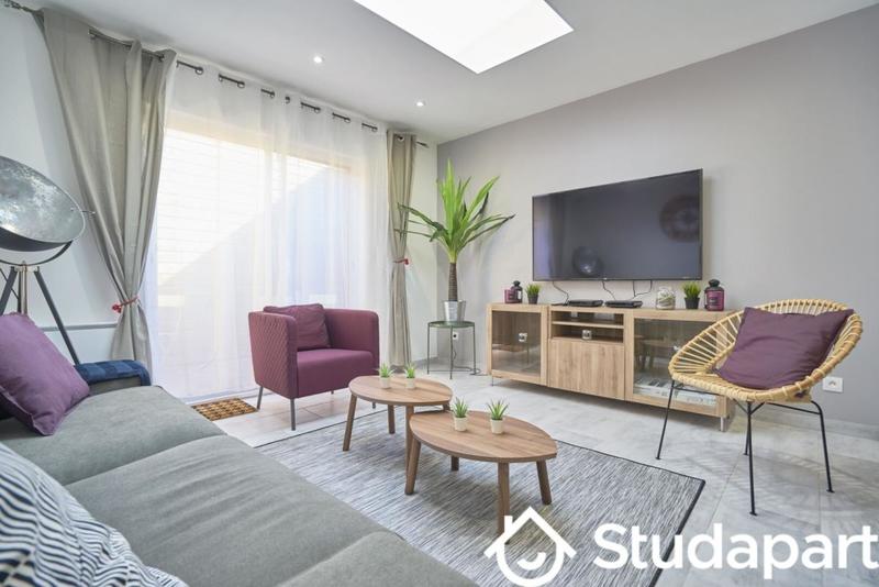 Chambre - 11 m² - 1 pièce