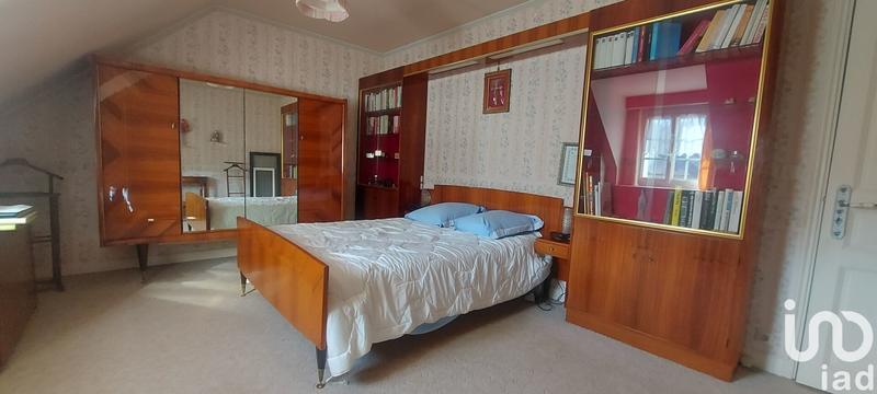 Maison - 166 m² - 10 pièces