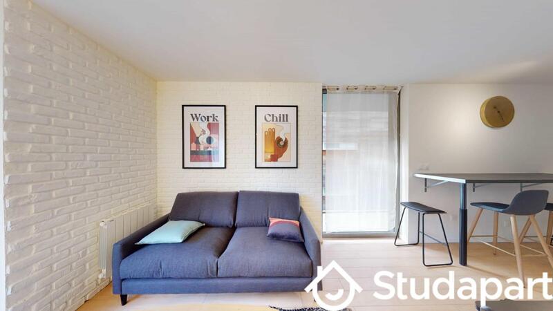 Chambre - 10 m² - 1 pièce