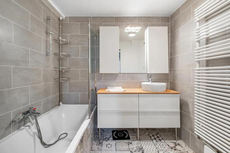 Maison - 199 m² - 7 pièces