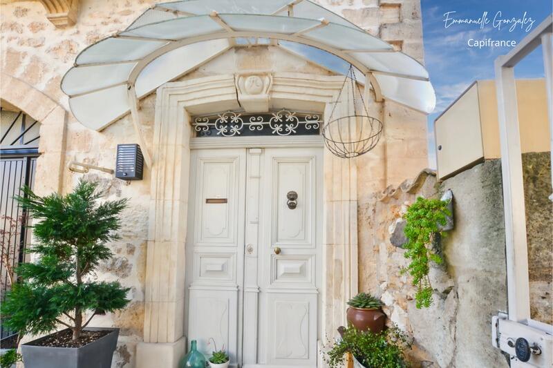 Maison - 207 m² - 8 pièces