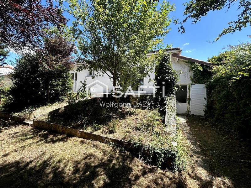 Maison - 94 m² - 5 pièces