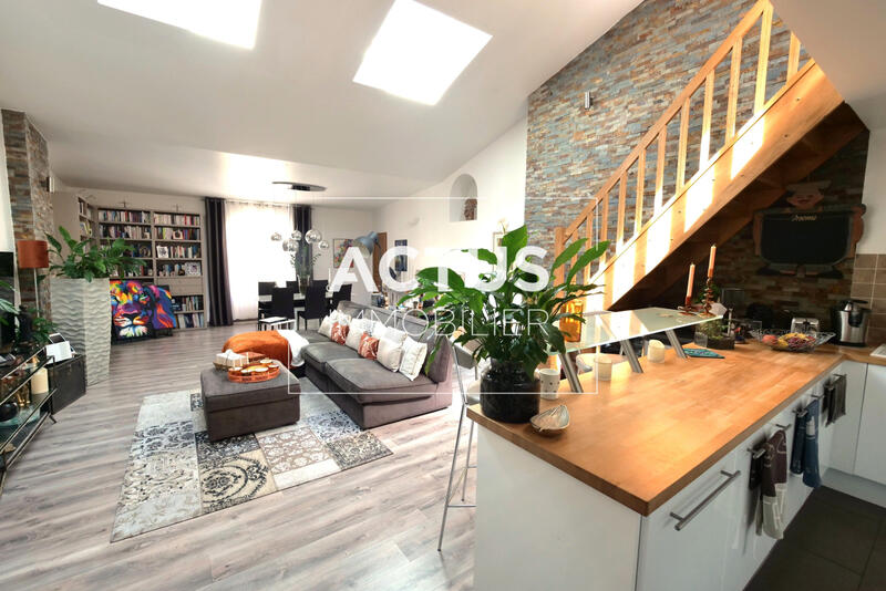 Appartement - 135 m² - 5 pièces