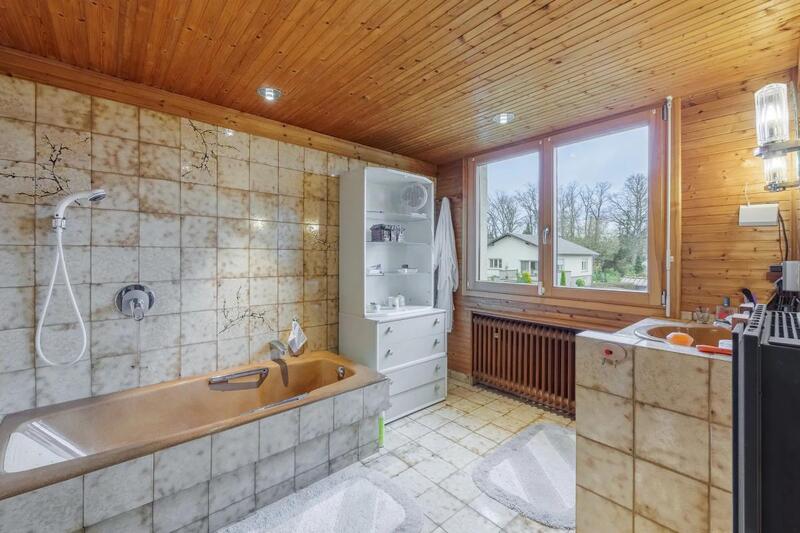 Maison - 215 m² - 8 pièces