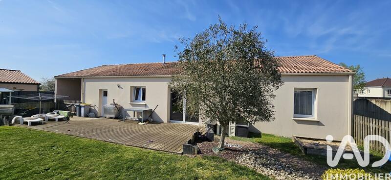 Maison - 92 m² - 5 pièces