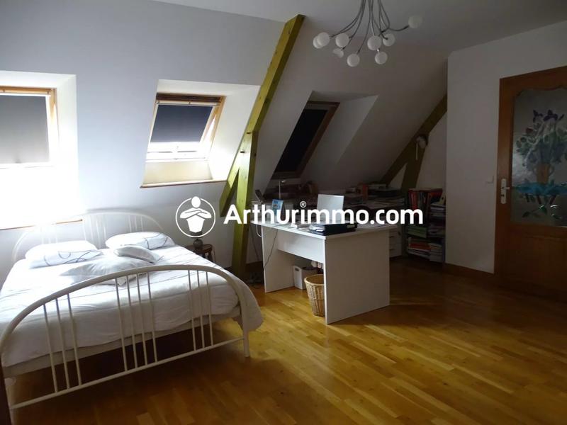 Maison - 180 m² - 6 pièces