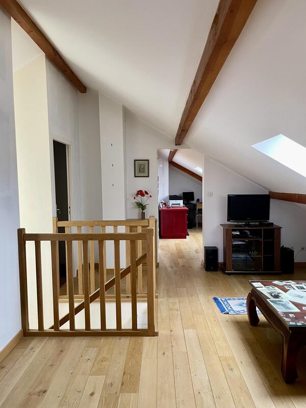 Maison - 165 m² - 6 pièces