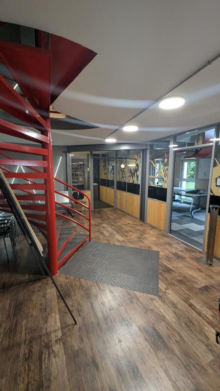 Local d'activités - 870 m²