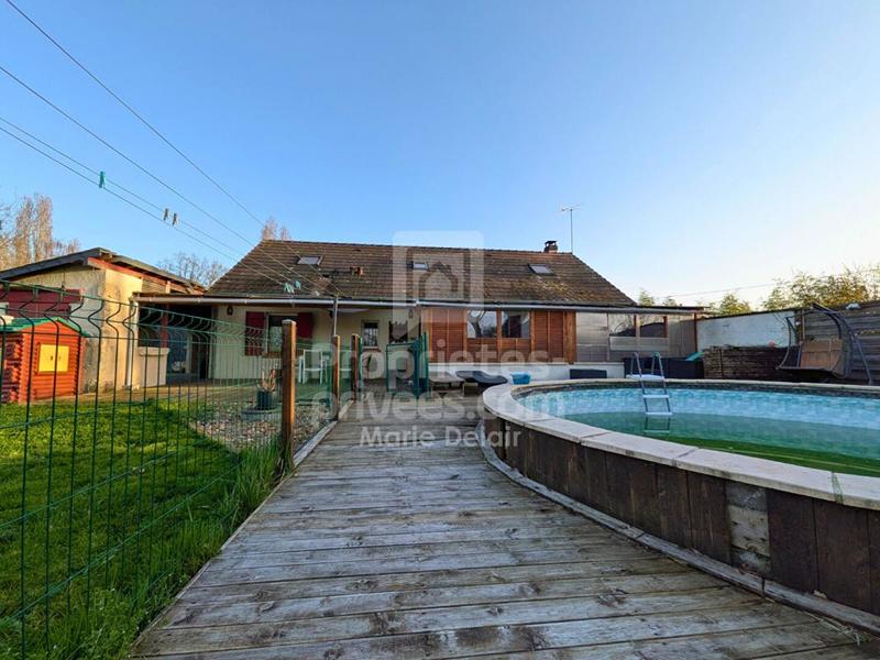 Maison - 121 m² - 6 pièces