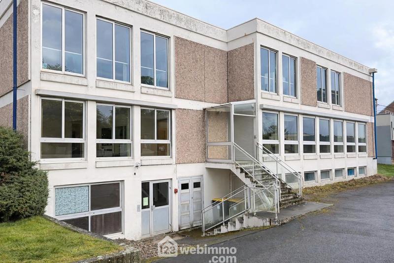 Bureau - 132 m² - 7 pièces