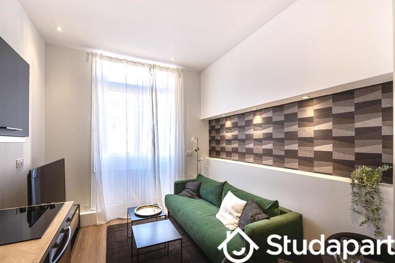 Chambre - 11 m² - 1 pièce