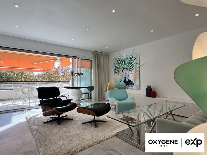 Appartement - 85 m² - 3 pièces