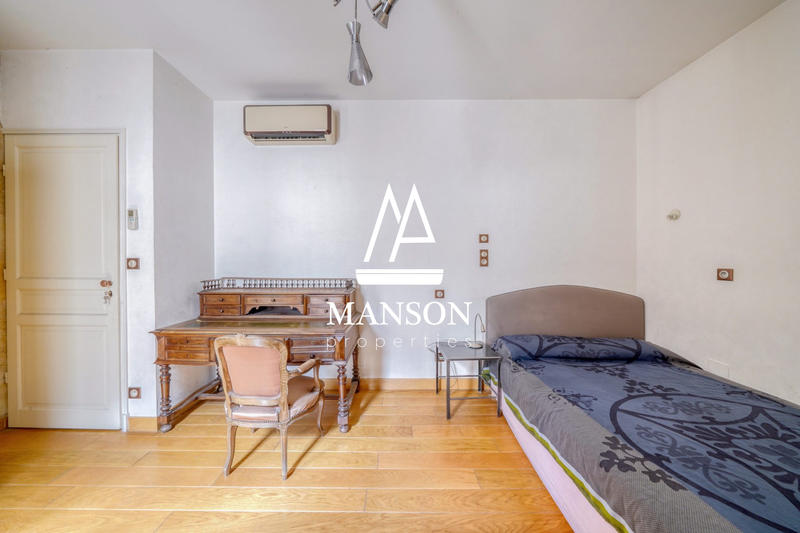 Duplex - 393 m² - 10 pièces