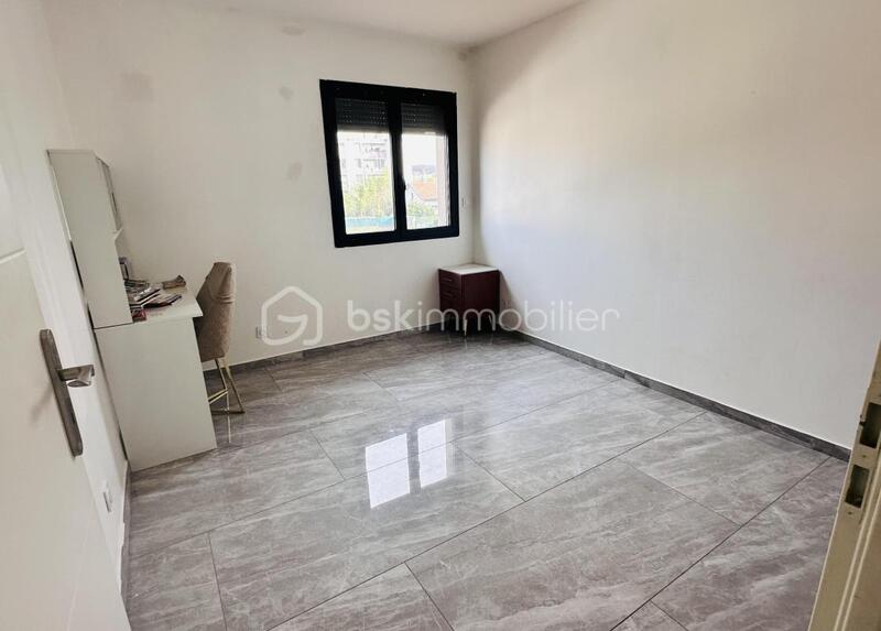 Maison - 151 m² - 7 pièces