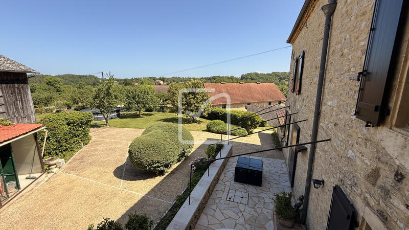 Maison - 199 m² - 10 pièces