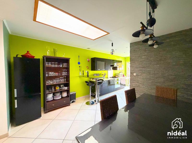 Maison - 106 m² - 7 pièces