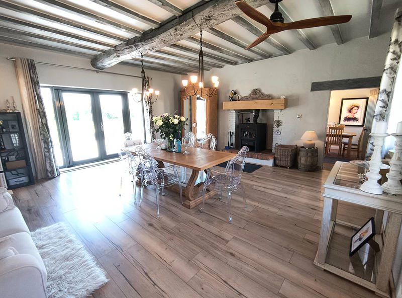 Maison - 151 m² - 6 pièces