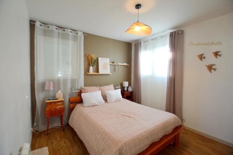 Maison - 182 m² - 7 pièces