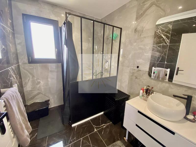 Maison - 119 m² - 5 pièces