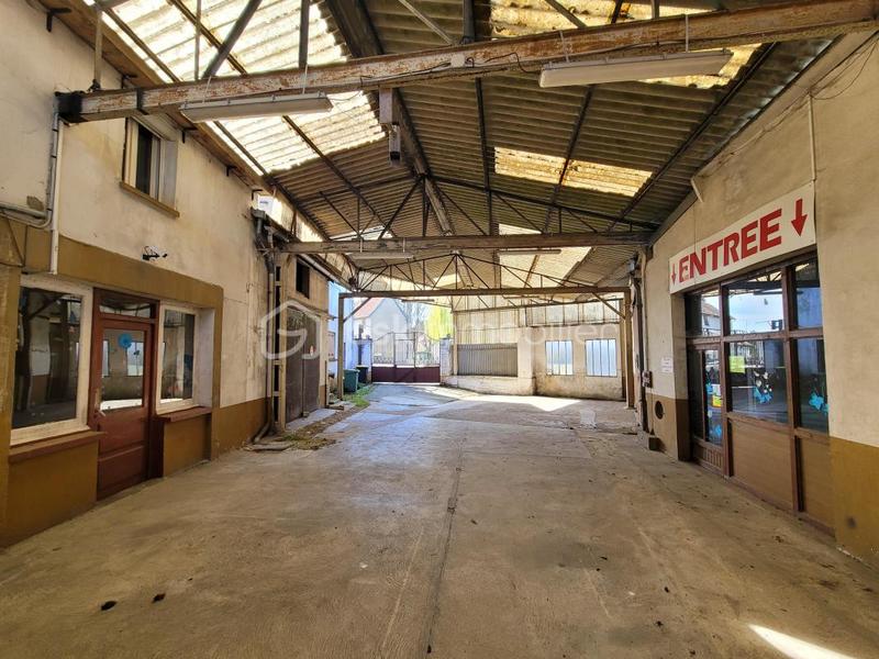 Immeuble - 148 m² - 8 pièces