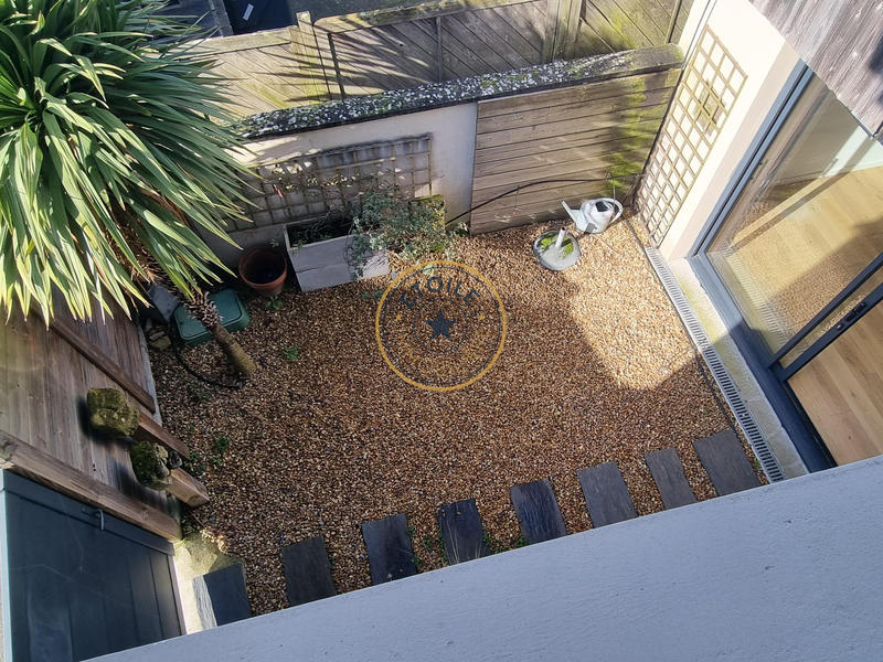 Maison - 209 m² - 6 pièces