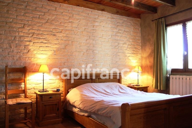 Propriété - 158 m² - 5 pièces