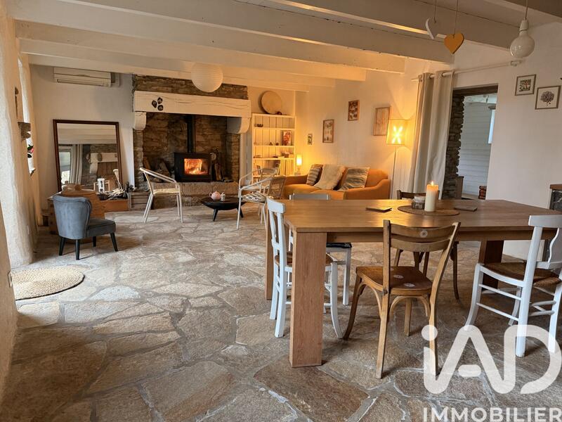 Maison - 141 m² - 6 pièces