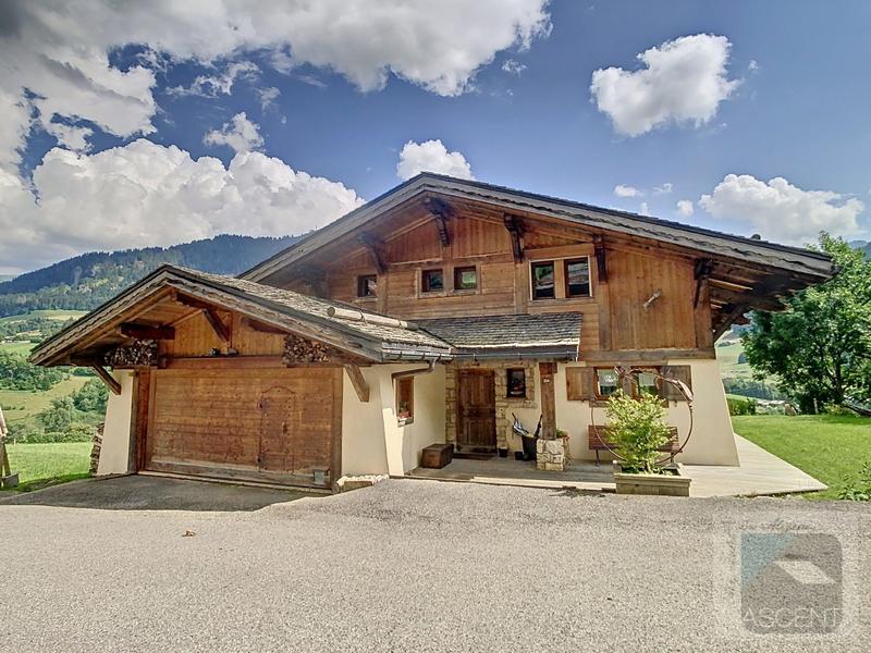 Châlet - 252 m² - 7 pièces